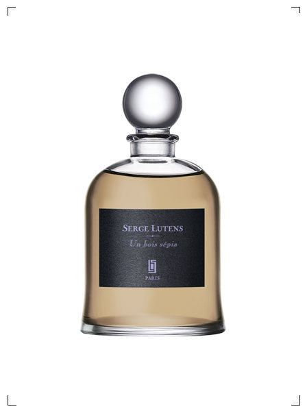 Serge Lutens UN BOIS SEPIA, アンボワセピア セルジュ ルタンス