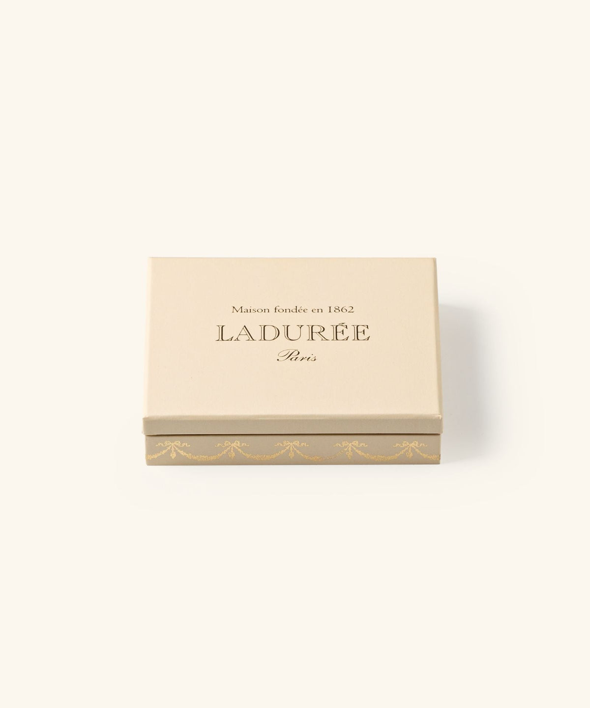 COFFRET DE 16 CHOCOLATS "75 CHAMPS ELYSÉES"