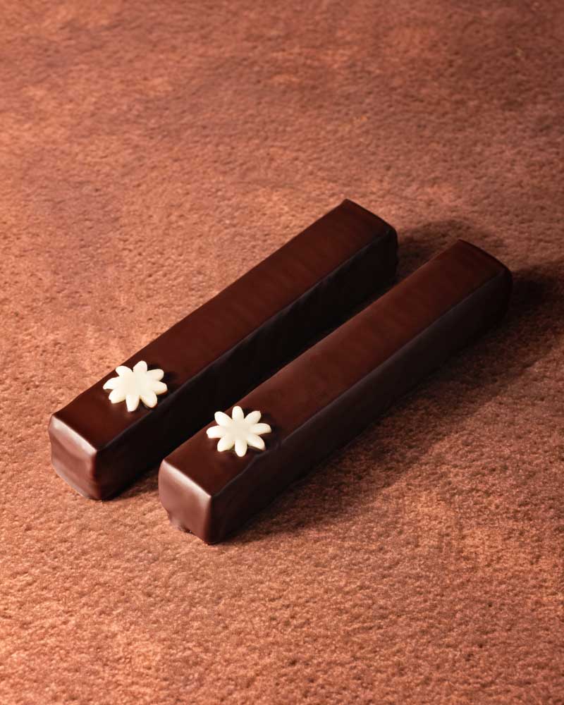 ニーナ・メタイエ チョコバー パフライス・プラリネ