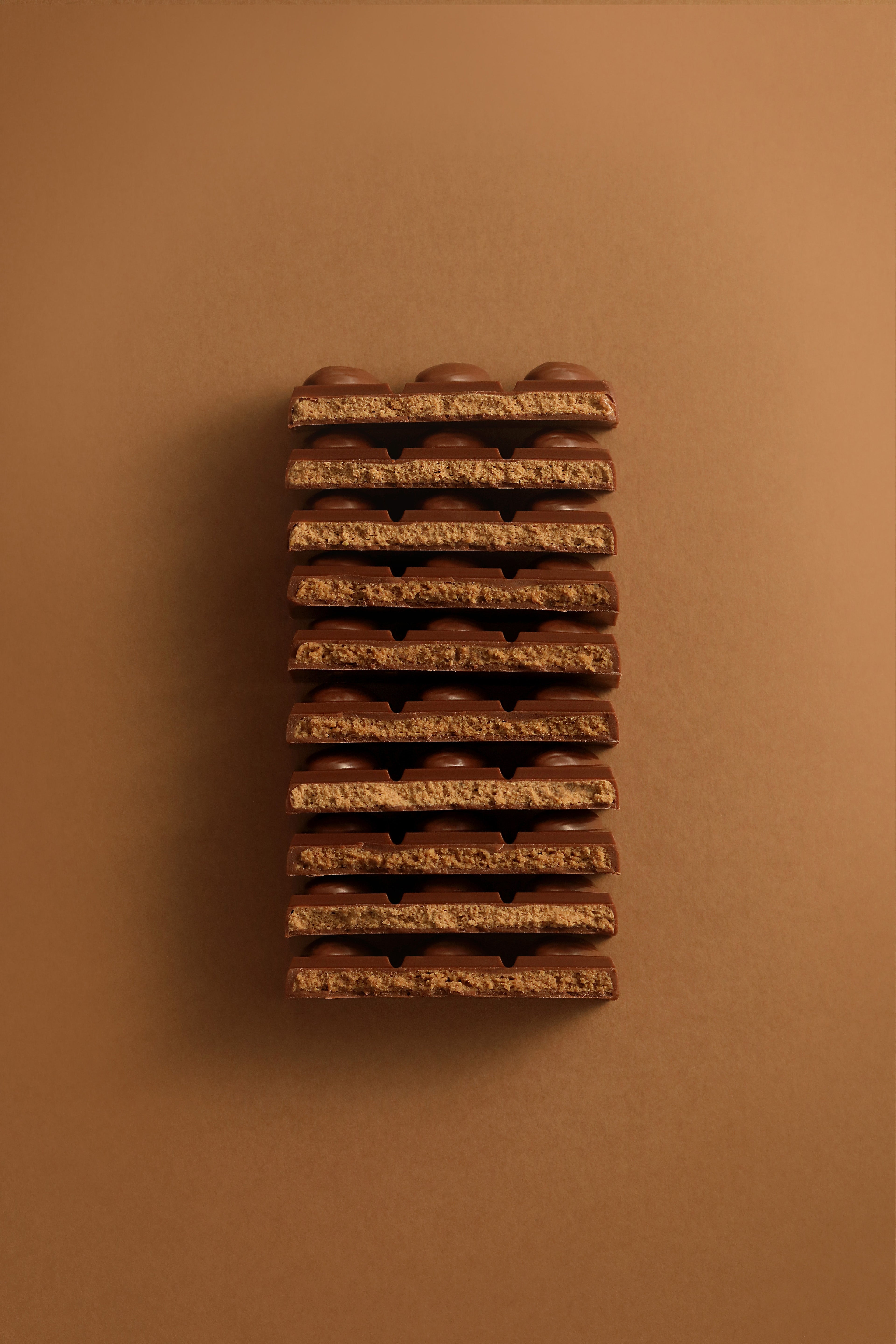 TABLETTE AMANDE NOISETTE CHOCOLAT AU LAIT