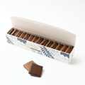 Biscuits craquants enrobés – assortiment chocolat noir et lait