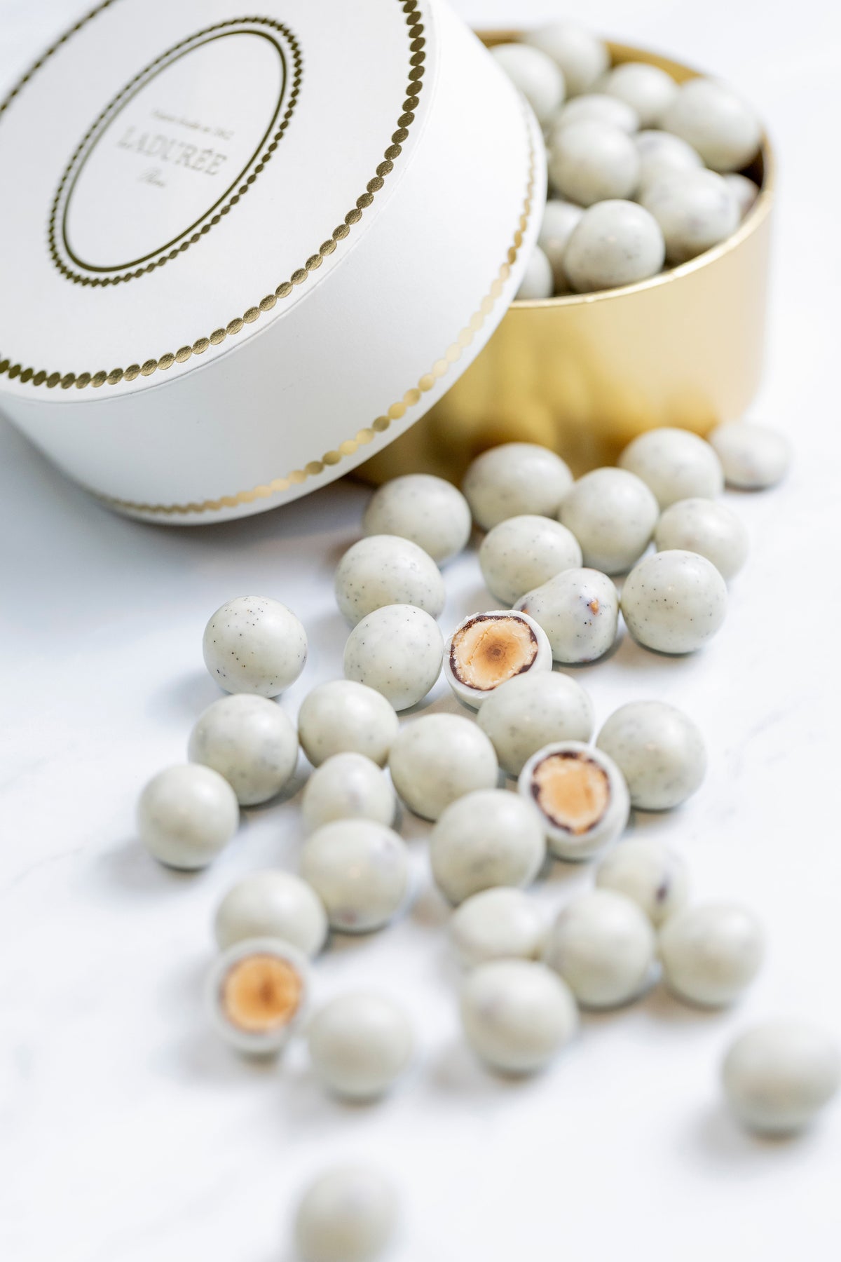 COFFRET DE PERLES CHOCOLATÉES NOISETTE VANILLE