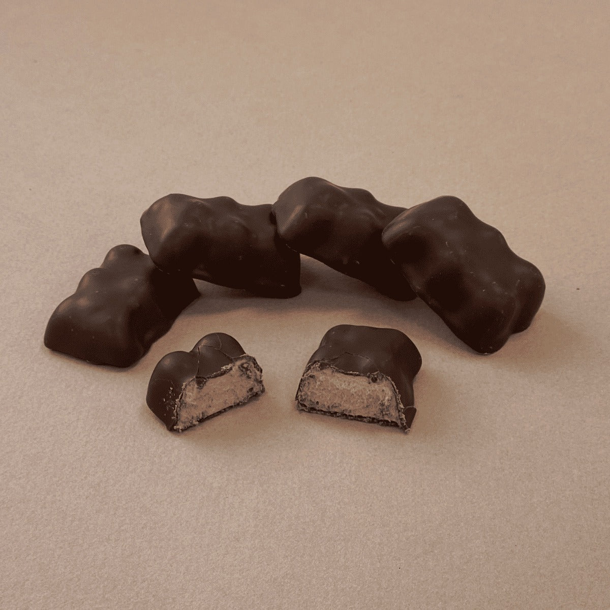 ロジタ ショコラ クマのマシュマロチョコレート フランボワーズ8個 100グラム
