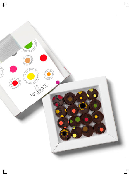 Richart INFUZZZ COFFRET 16 CHOCOLATS, アンフュズ 16個入り リシャール