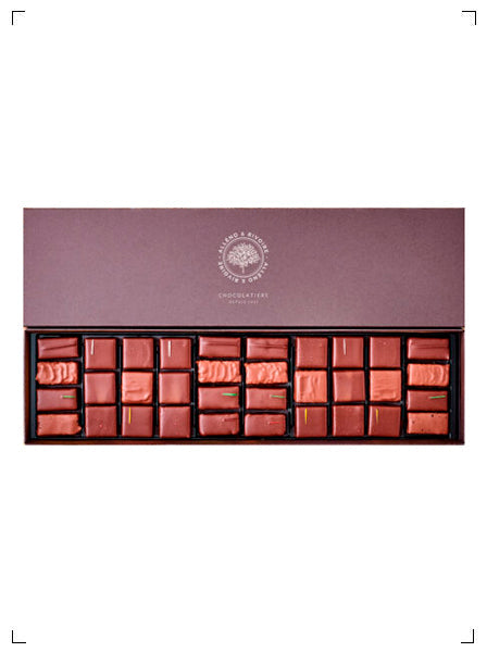 Alleno＆Rivoire COFFRET COLLECTION 16 PRALINES 18GANACHES, 16プラリネ＆18ガナッシュ コフレコレクション アレノ＆リヴォワール