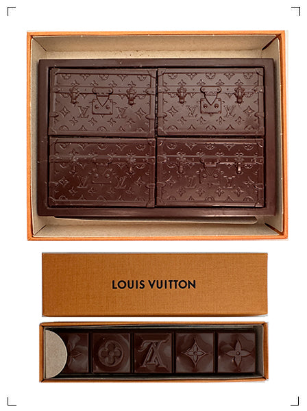 Louis Vuitton LV DREAM TABLETTE MALLE ET BARRE CHOCOLATEE, LVドリーム トランクタブレットとチョコバー ルイ ヴィトン
