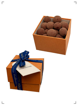 Louis Vuitton LV DREAM NOISETTES ENROBEES 2 BOITES, LVドリーム チョココーティングナッツ２箱セット ルイ ヴィトン