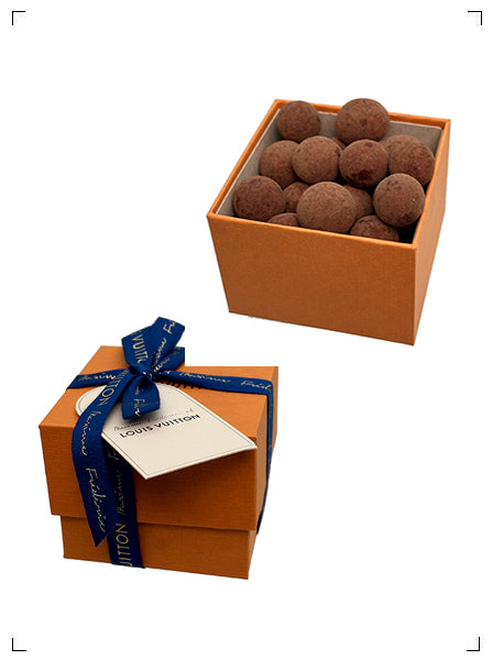 Louis Vuitton LV DREAM NOISETTES ENROBEES 2 BOITES, LVドリーム チョココーティングナッツ２箱セット ルイ ヴィトン