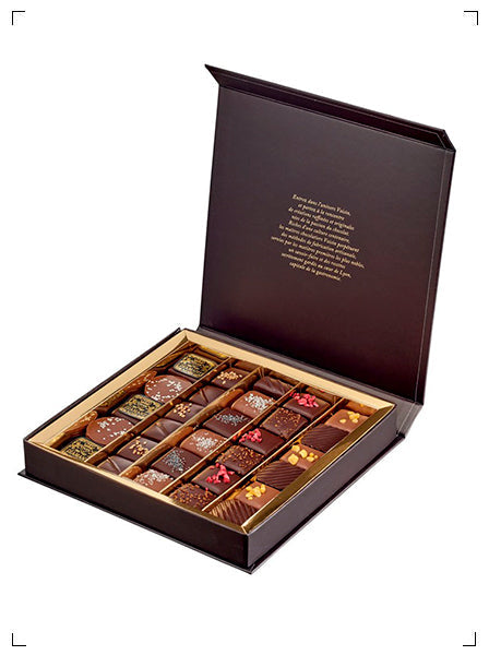 Voisin COFFRET PASSION CHOCOLATS FINS 62PIECES, ボンボンショコラ 62P ヴォワザン