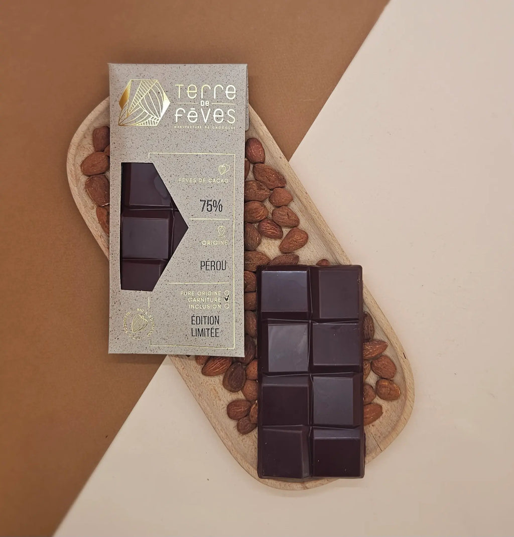 テール・ド・フェーヴ アーモンドのプラリネ入り ダークチョコレート75% タブレット