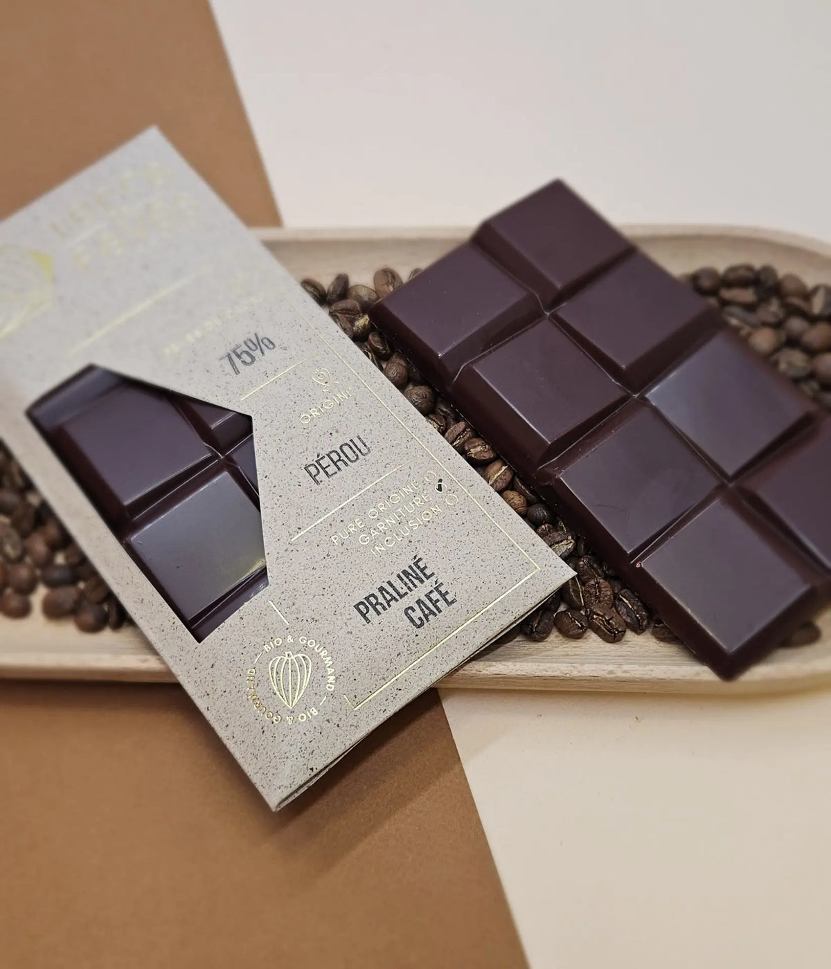 テール・ド・フェーヴ コーヒーのプラリネ入り ダークチョコレート75% タブレット