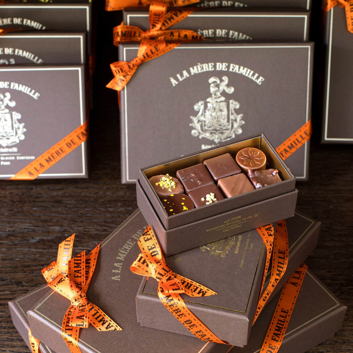 COFFRET DE CHOCOLATS ASSORTIS 1KG