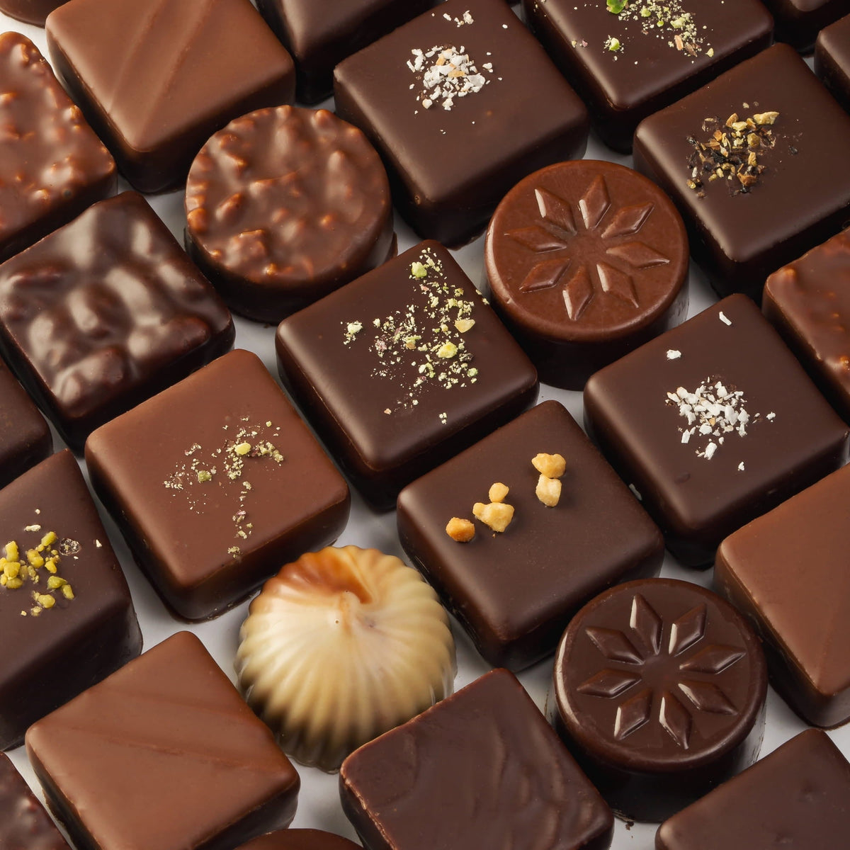 COFFRET DE CHOCOLATS ASSORTIS 260G