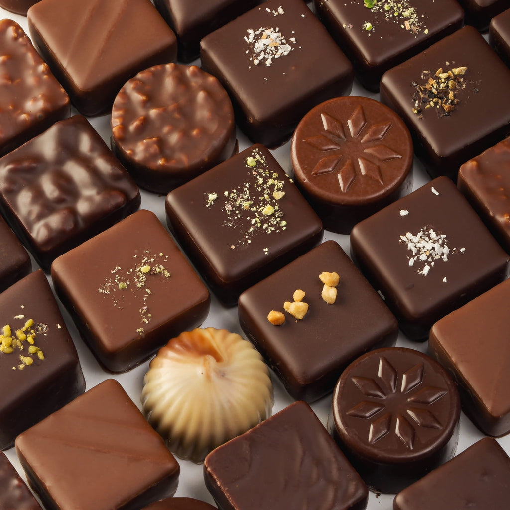 COFFRET DE CHOCOLATS ASSORTIS 740G