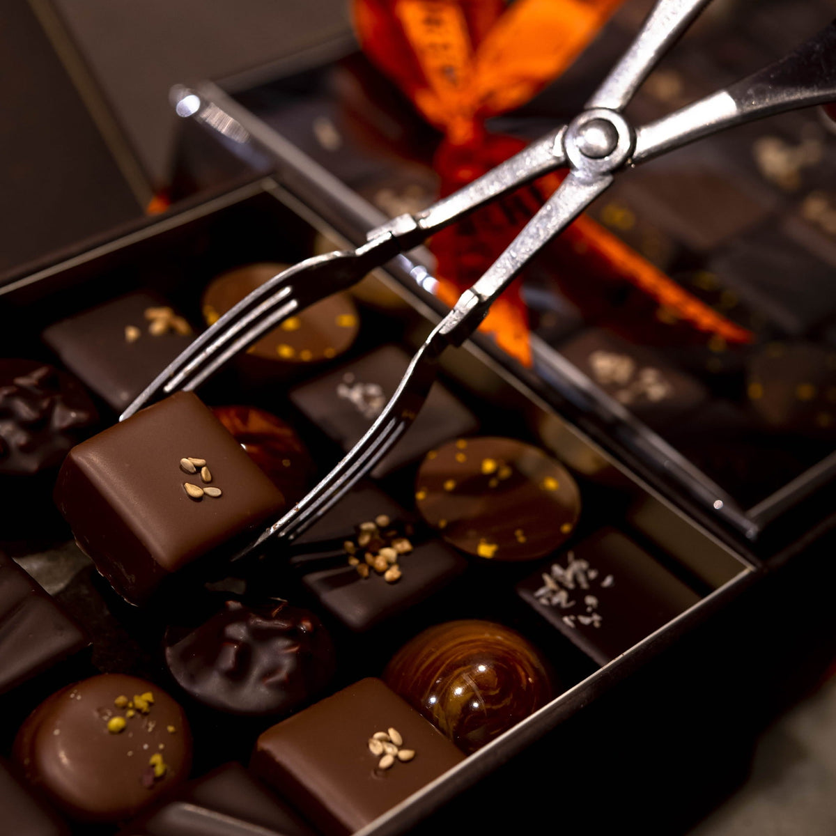 COFFRET DE CHOCOLATS ASSORTIS 590G